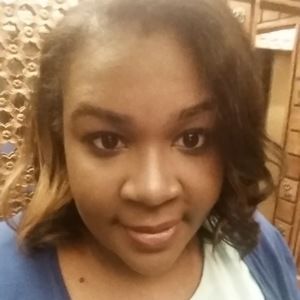 Meet your Posher, Constance